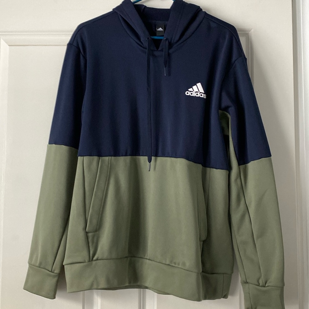 Adidas men's hoodie
LARGE